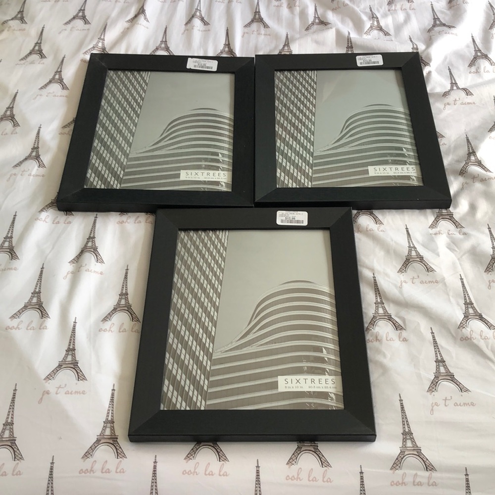 NWT Set of 3 black composite wood picture frames 8”x10”either hang or stand